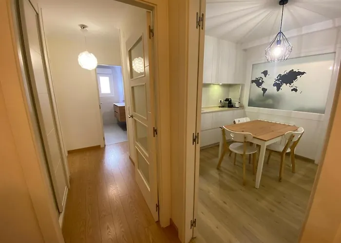 Διαμέρισμα Fares *